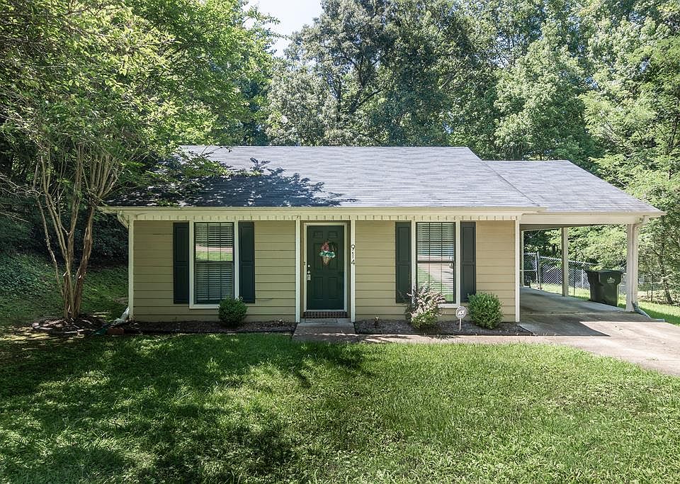 1st image of 914 Crawford Cir