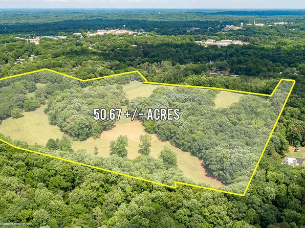 8569 Jefferson Rd, Commerce, GA 30529