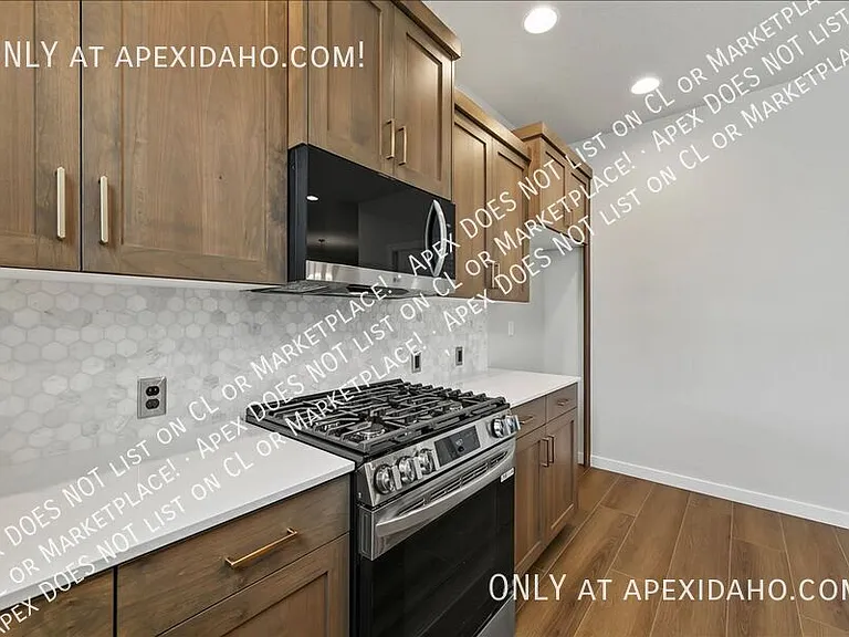 4264 W Topeka St — Photo 15