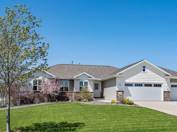 3744 Misty Meadow Ln, De Pere, WI 54115