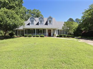 118 Rolling Meadows Dr, Jackson, MS 39211