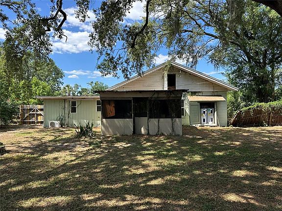 4th image of 921 E 121ST AVENUE
