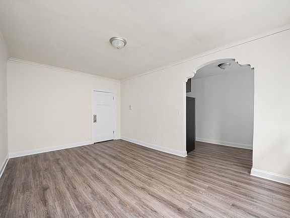 4th image of 2936 W Palmer St #1170