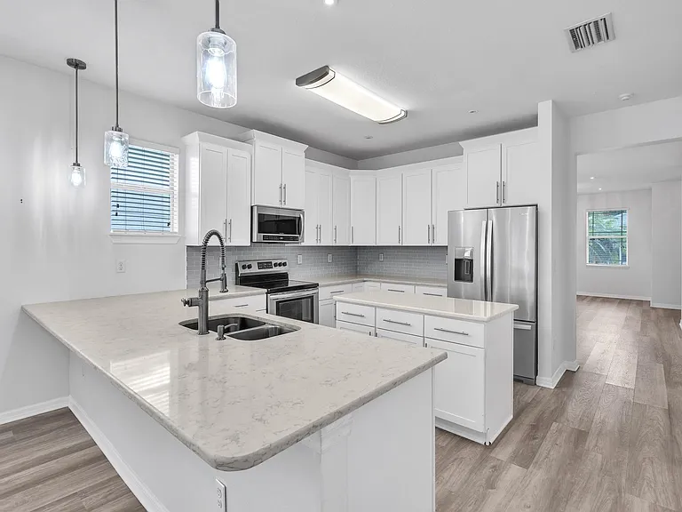 4810 Halls Mill Xing — Photo 12