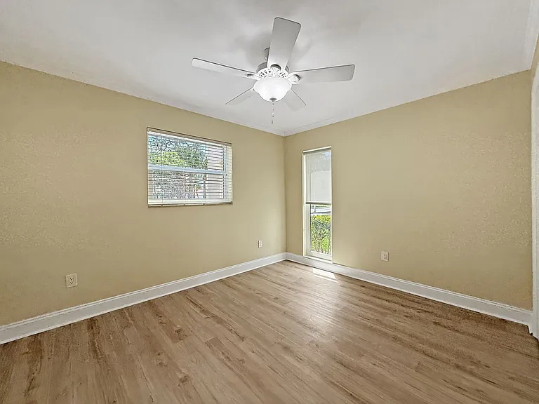 4533 Marine Pkwy #101 — Photo 16