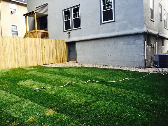 Exterior access to yard