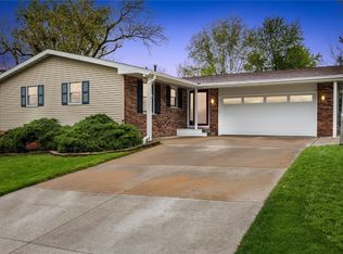 362 Hampden Dr NE, Cedar Rapids, IA 52402