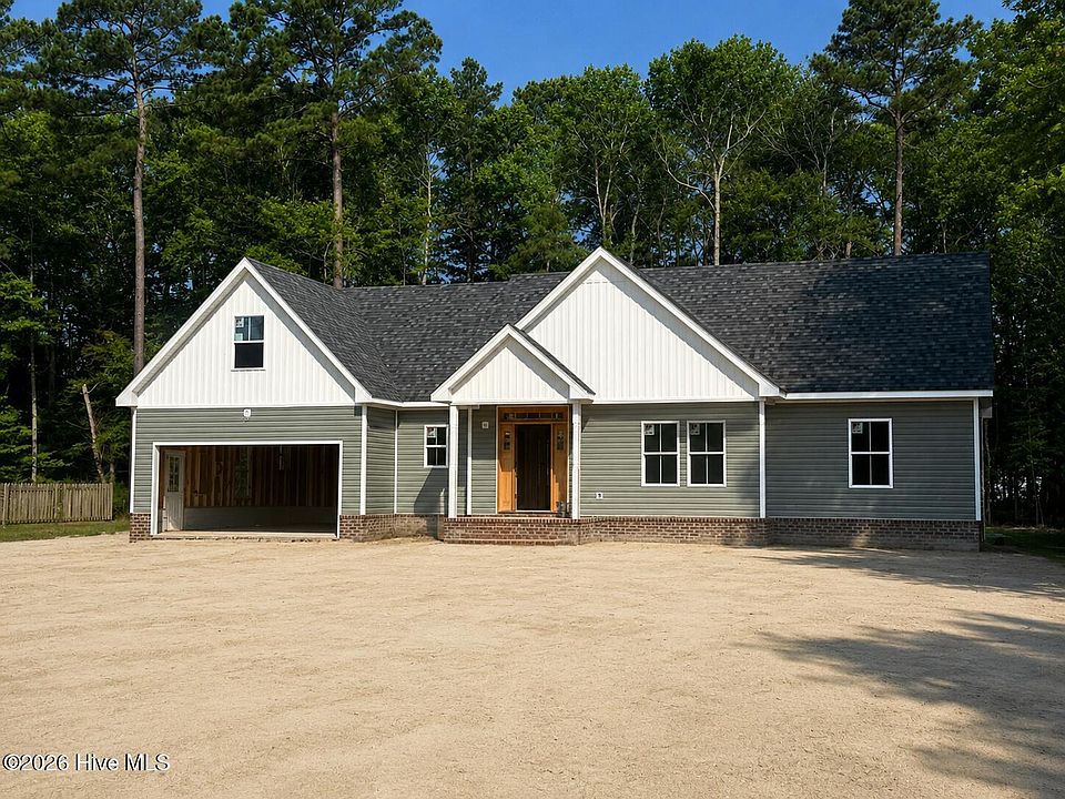 1st image of 418 Neck Road