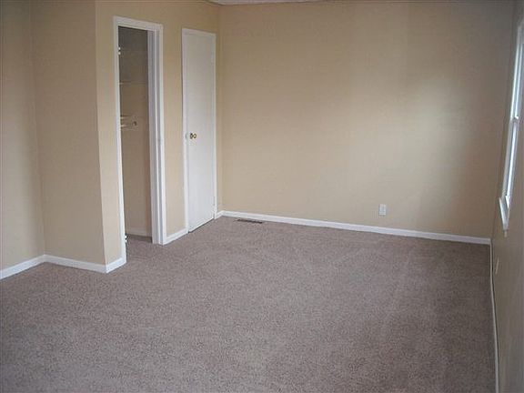 4th image of 2405 Emiline St