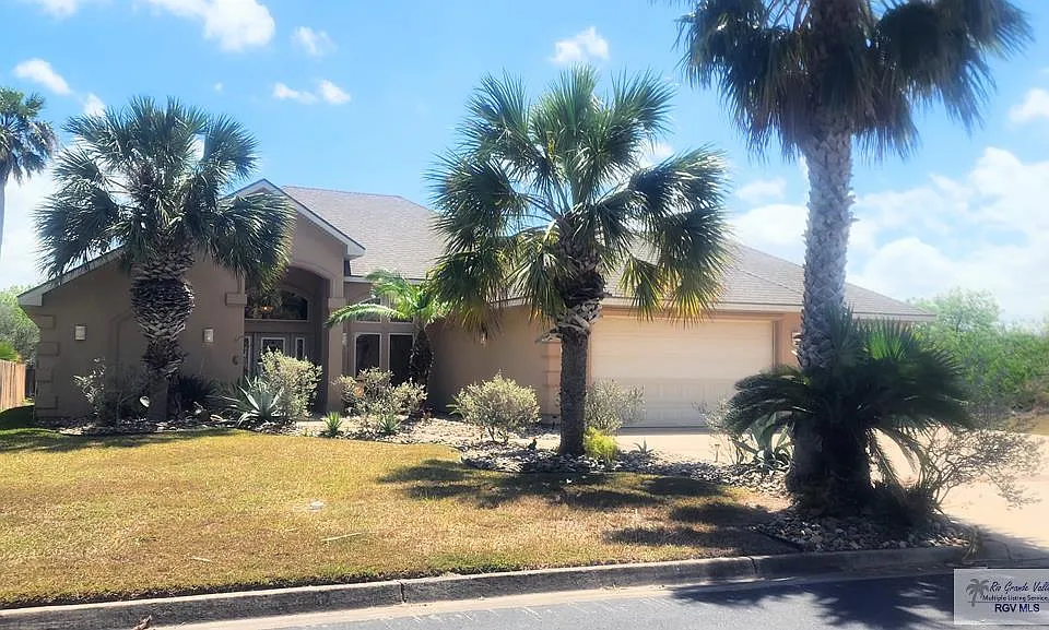 15 Cypress Point Dr