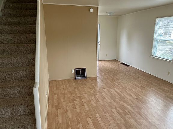 2nd image of 702 River Park Dr #730
