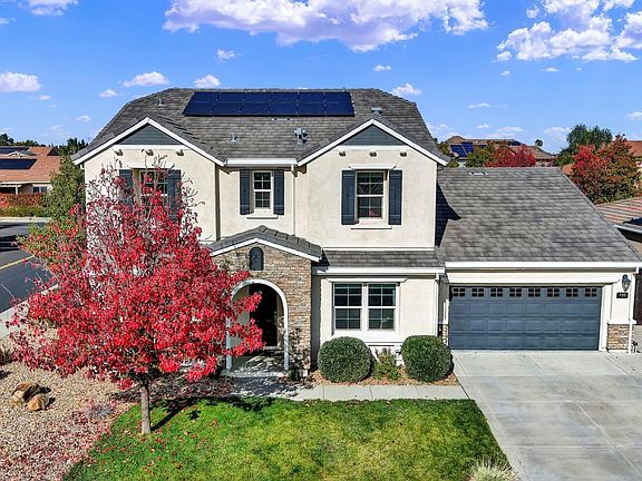 3rd image of 735 Canterbury Circle
