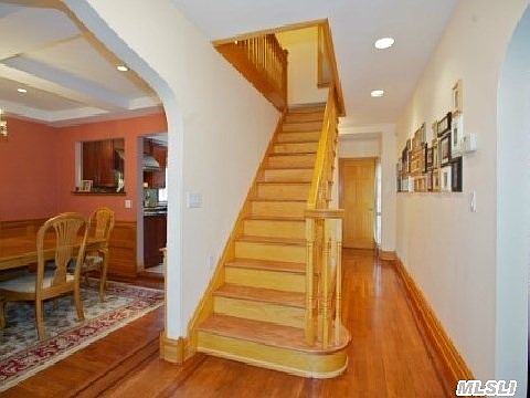 2nd image of 51 Tarence St
