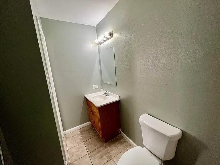 208 Monarch Dr #201A — Photo 12