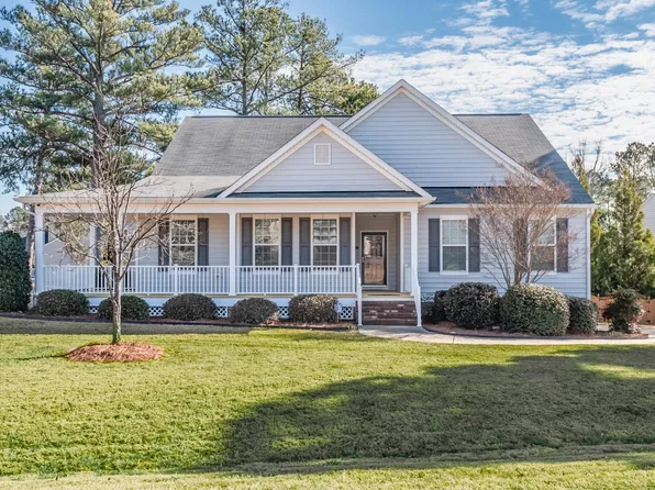 6605 Middlegrove Ln, Willow Spring, NC 27592