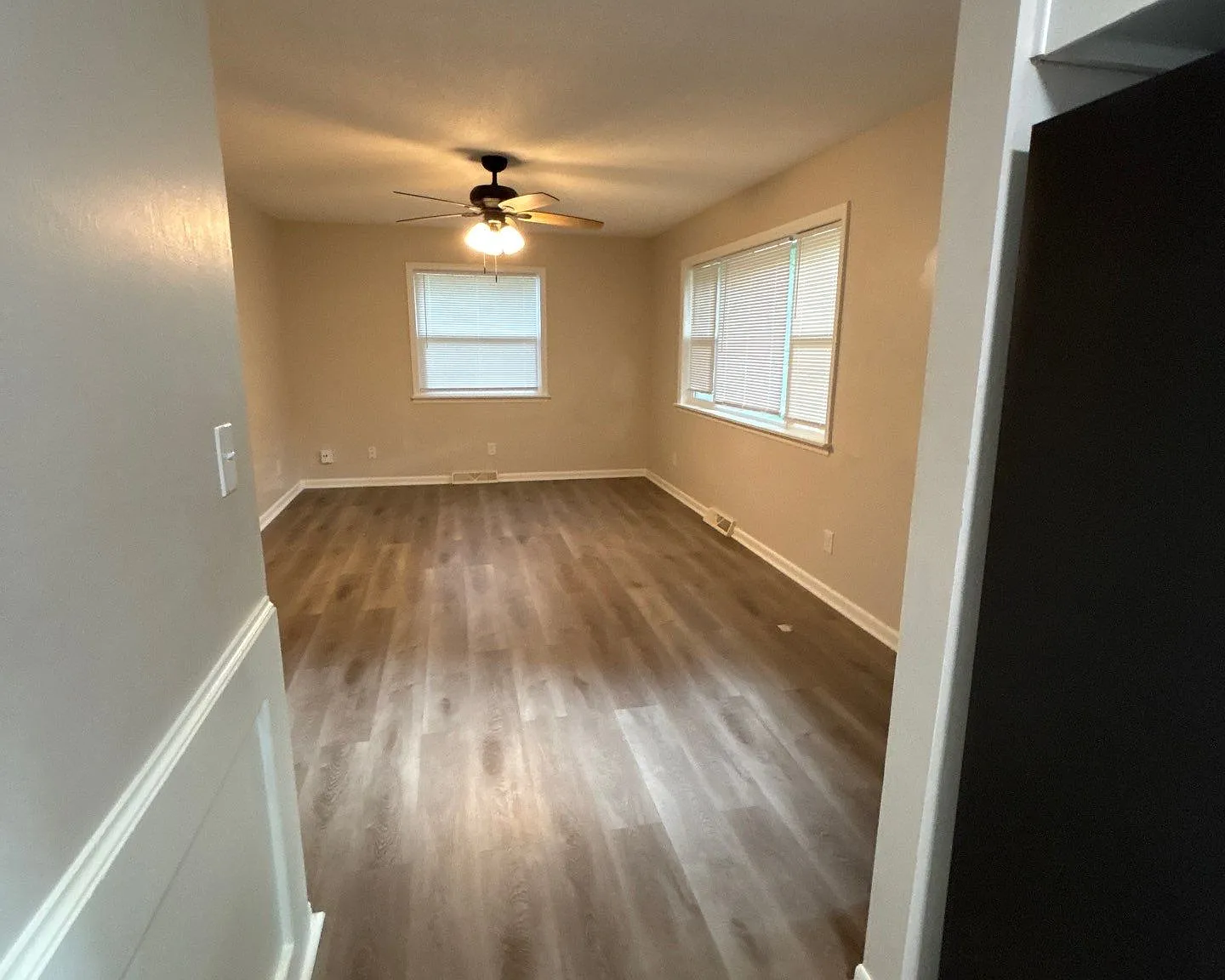 2 bed, 1100 sqft, $1,200 — Photo 3