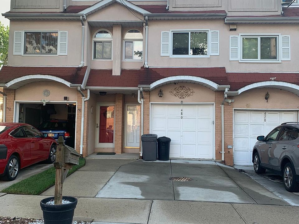 1st image of 480 Gower St #1