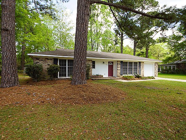 1st image of 102 Lionel Ln