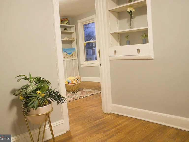 936 Carteret Ave — Photo 16
