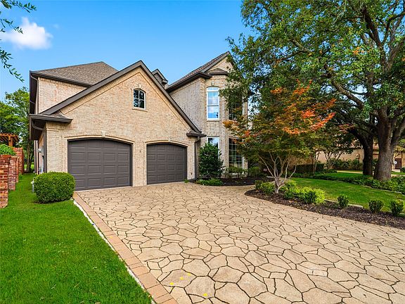 2nd image of 5120 Briar Tree Dr