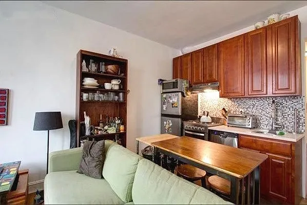 Rented by Bold New York | media 18