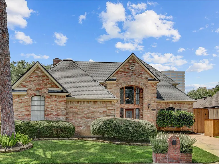 11703 Wickhollow Ln — Photo 1