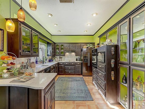 2nd image of 3009 Saddlehead Dr