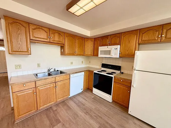 816 S College Ave #1 — Photo 11