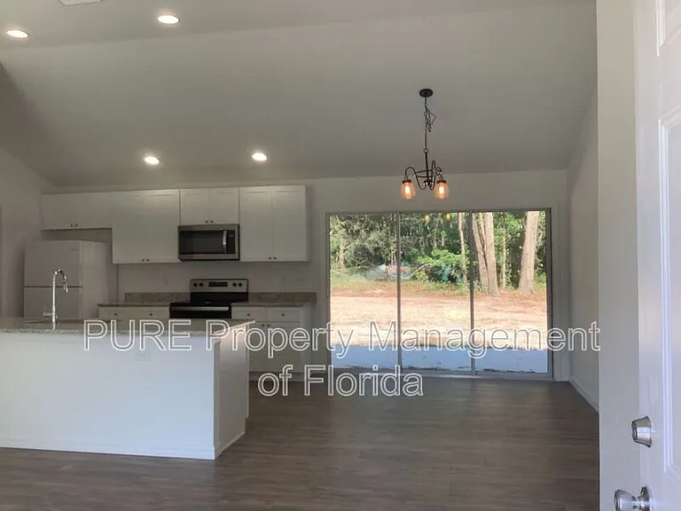 6255 SE 165th Ct — Photo 7
