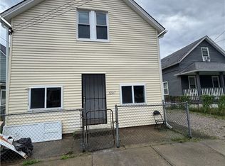 3207 W 44th St, Cleveland, OH