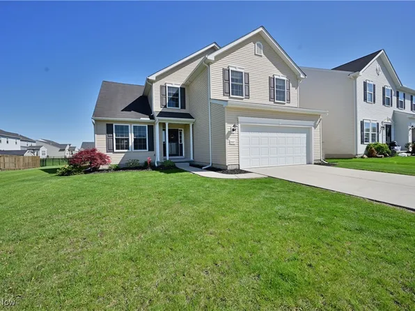 37477 Tail Feather Dr, North Ridgeville, OH 44039