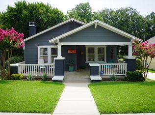 1809 Belle Pl, Fort Worth, TX 76107