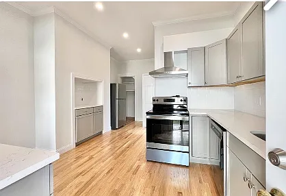 24 Hoyt St #A — Photo 7