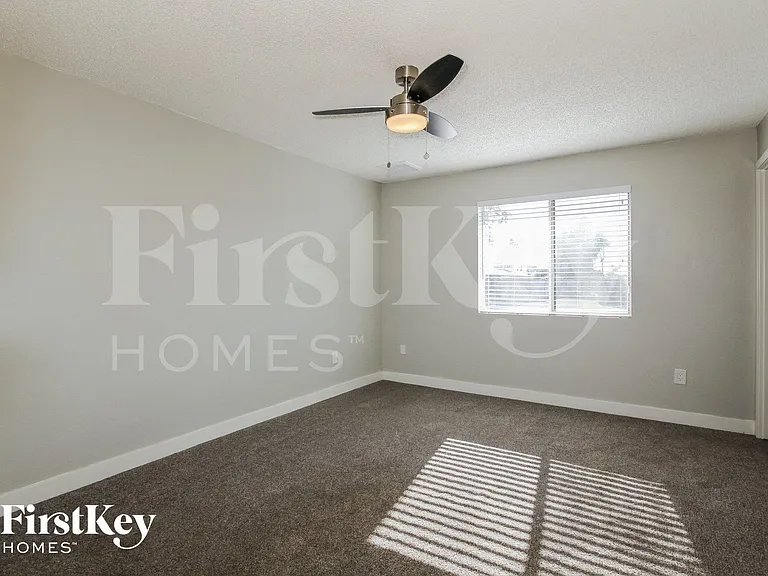 4112 W Camino Acequia — Photo 8