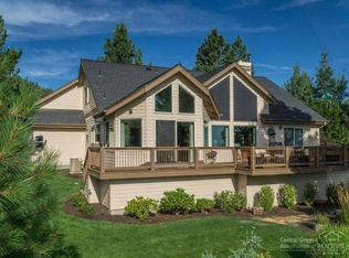 3122 NW Fairway Heights Dr, Bend, OR 97703