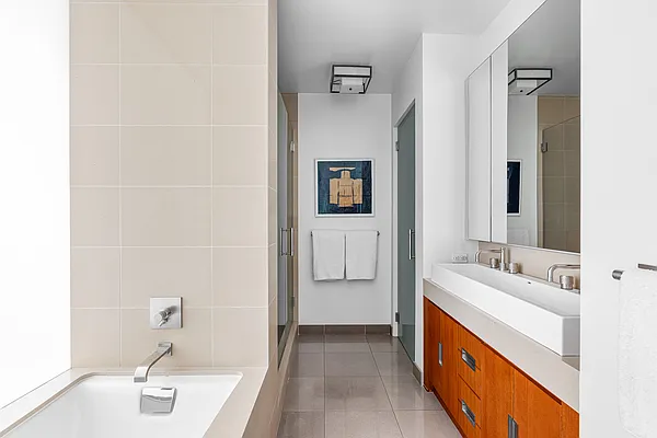 Sold by Compass | media 25