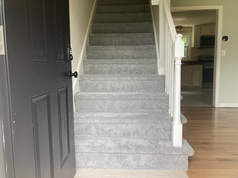 6 Carol Dr #6 — Photo 4