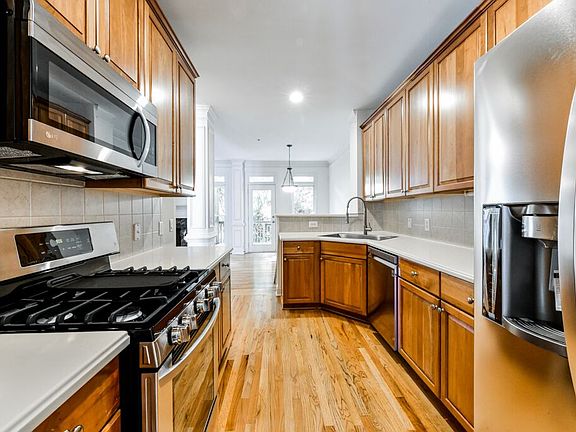 4th image of 2148 Briarwood Blf