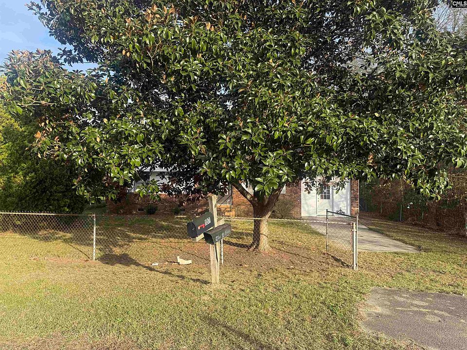 1st image of 107 Ault Rd