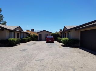 21469 Bear Valley Rd, Apple Valley, CA 92308