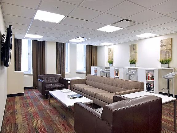 2nd image of 34 Berry St APT 6A