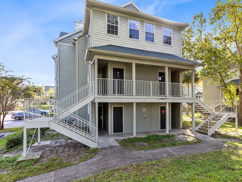 6178 Westgate Dr #304