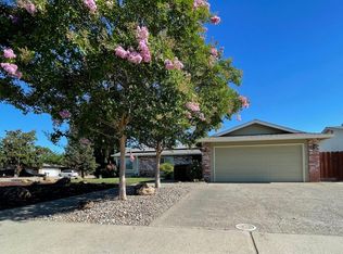 990 Alpine Ave, Manteca, CA 95336