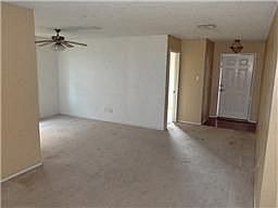 3rd image of 6832 Meadow Way Ln