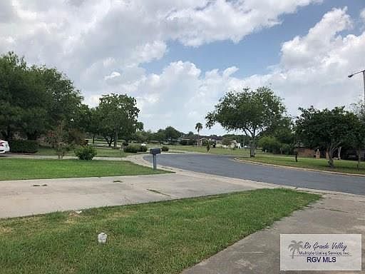 2nd image of 32 Mangrove Cir