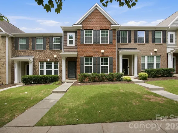 18431 The Commons Blvd, Cornelius, NC 28031