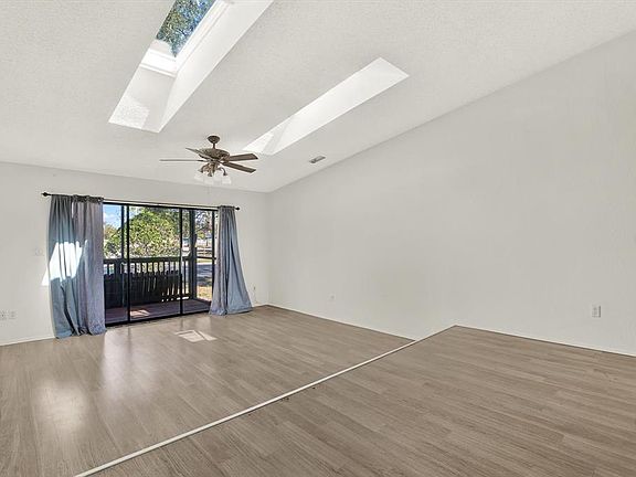 4th image of 6289 93rd Ter N APT 4302