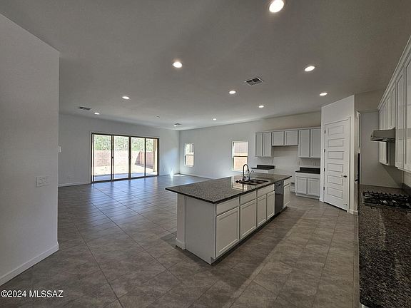 5th image of 10208 N Desert Tea Dr