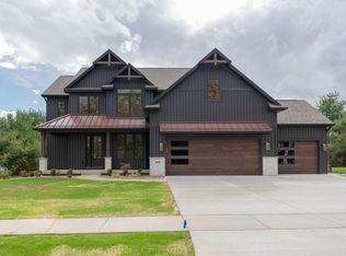 9891 Windflower Ln, Portage, MI 49024