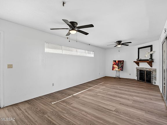 4th image of 2160 W Broadway Unit 377